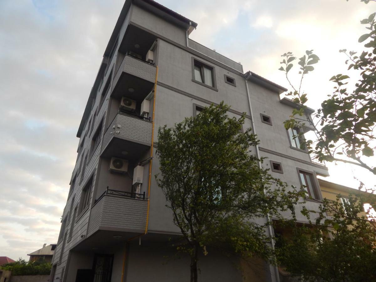 My House Hotel Батуми Екстериор снимка