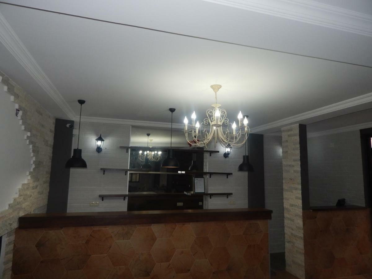 My House Hotel Батуми Екстериор снимка
