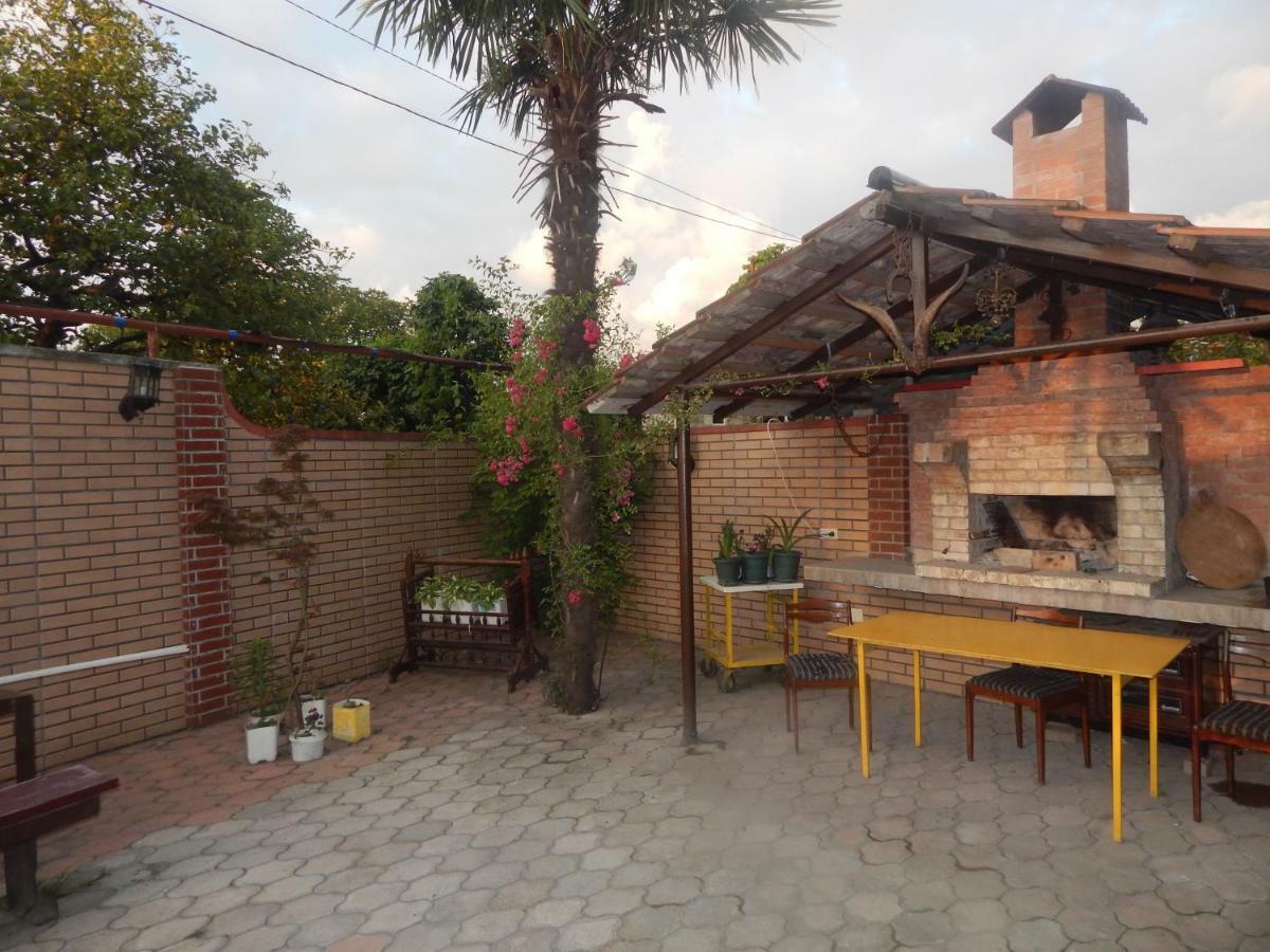 My House Hotel Батуми Екстериор снимка