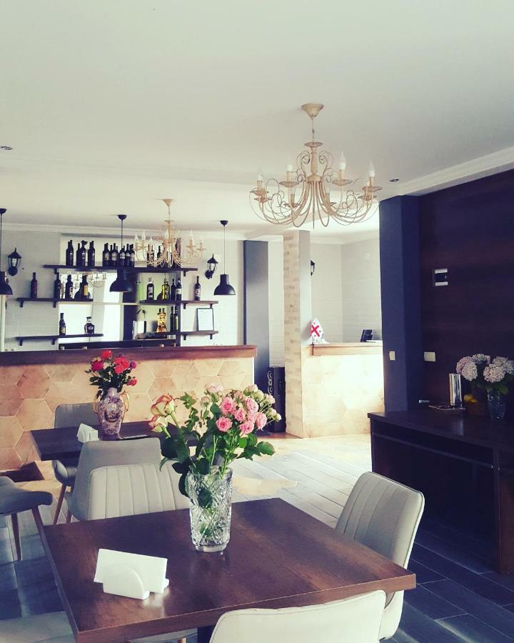 My House Hotel Батуми Екстериор снимка